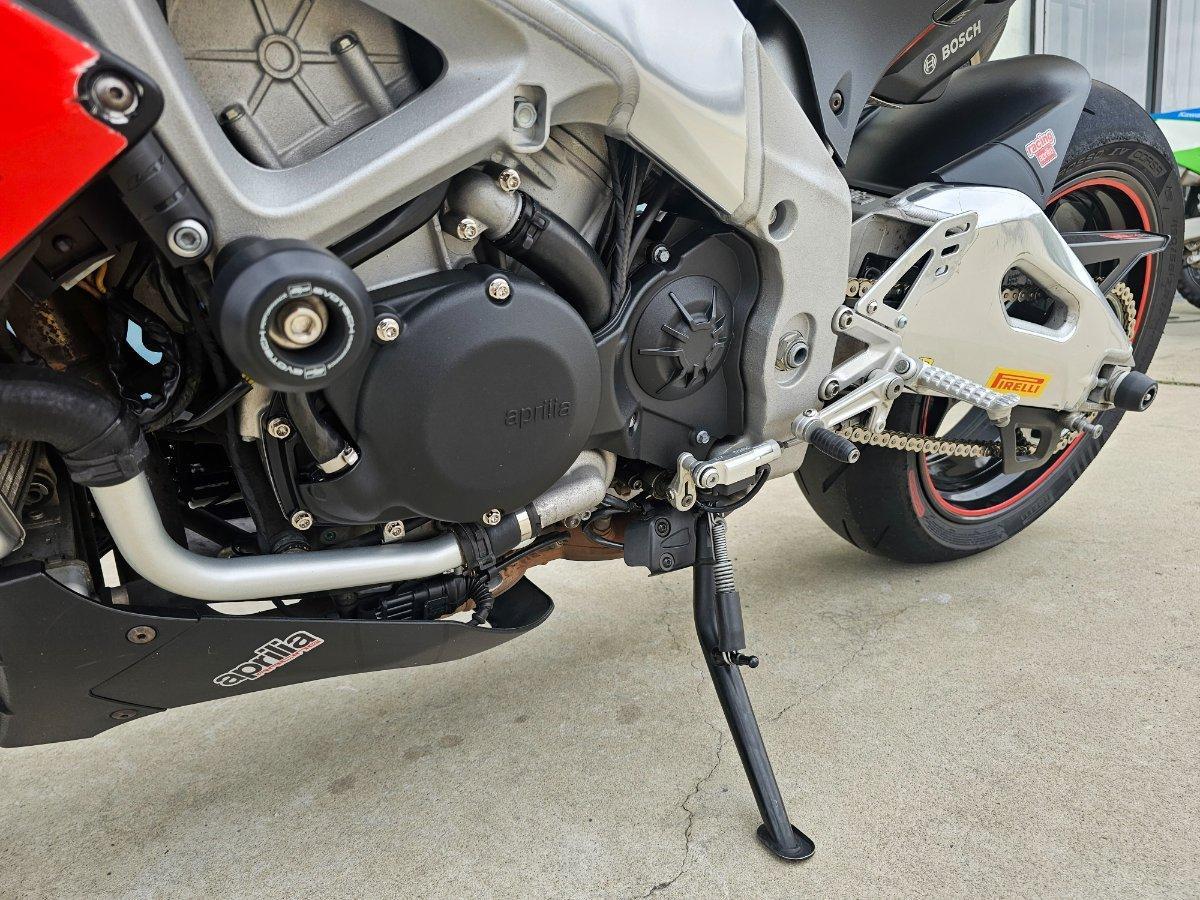 2017 APRILIA TUONO V4 RR SPORTS