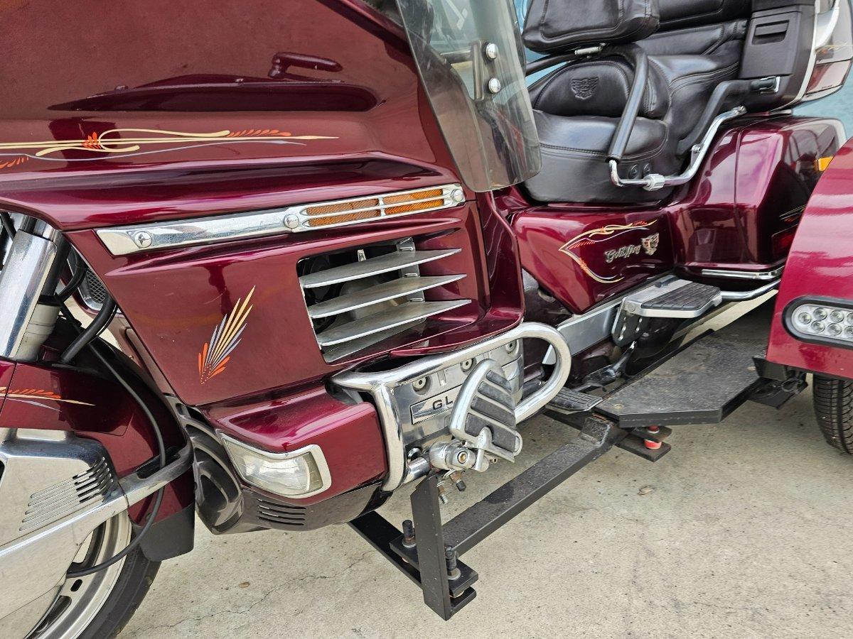 1989 HONDA GL1500A (GOLDWING) ROAD