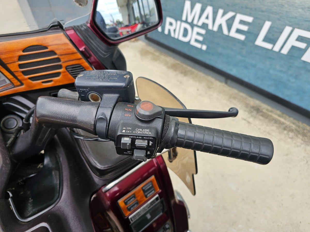 1989 HONDA GL1500A (GOLDWING) ROAD