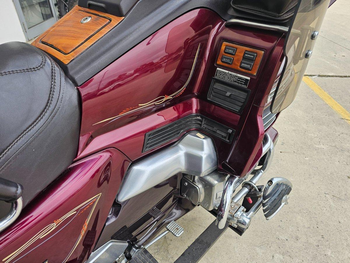 1989 HONDA GL1500A (GOLDWING) ROAD