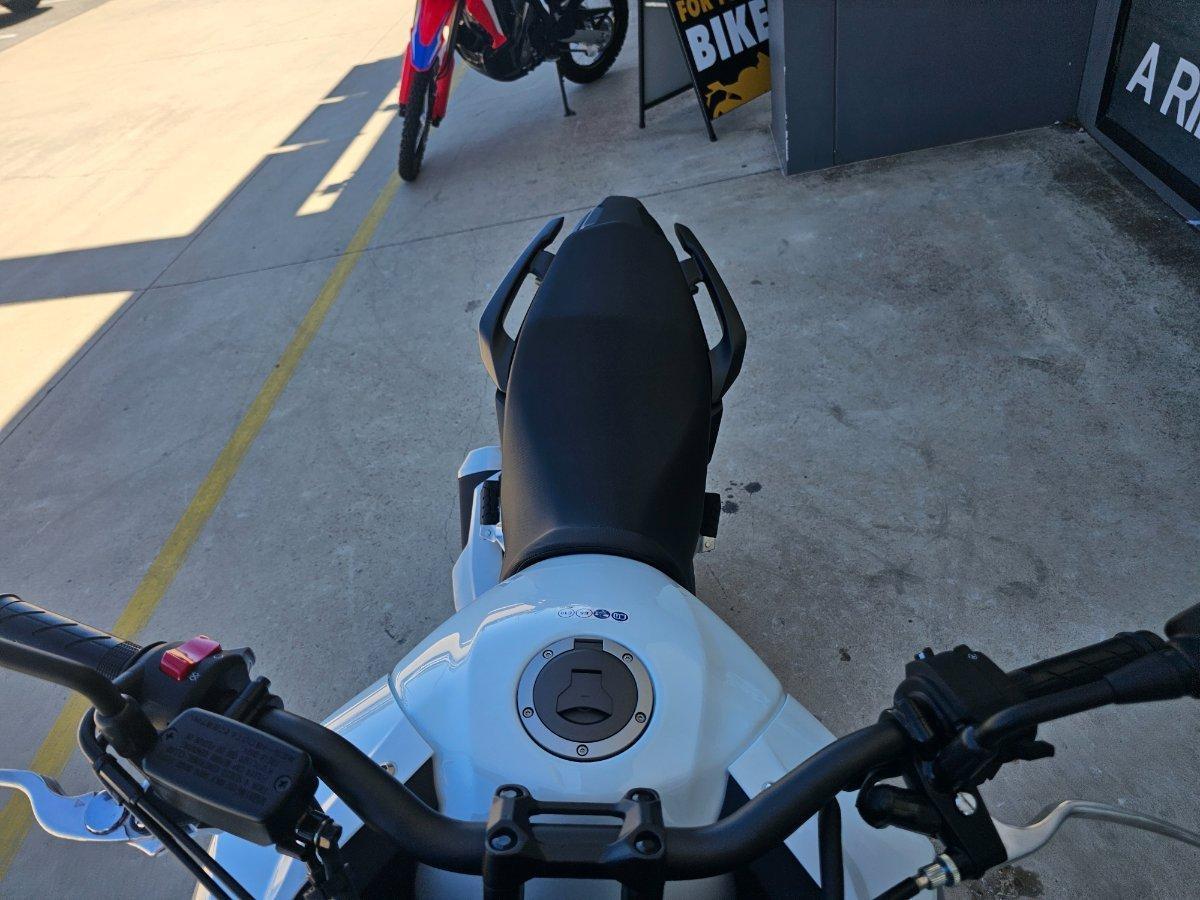 2024 HONDA CB500XA (NX500) ROAD