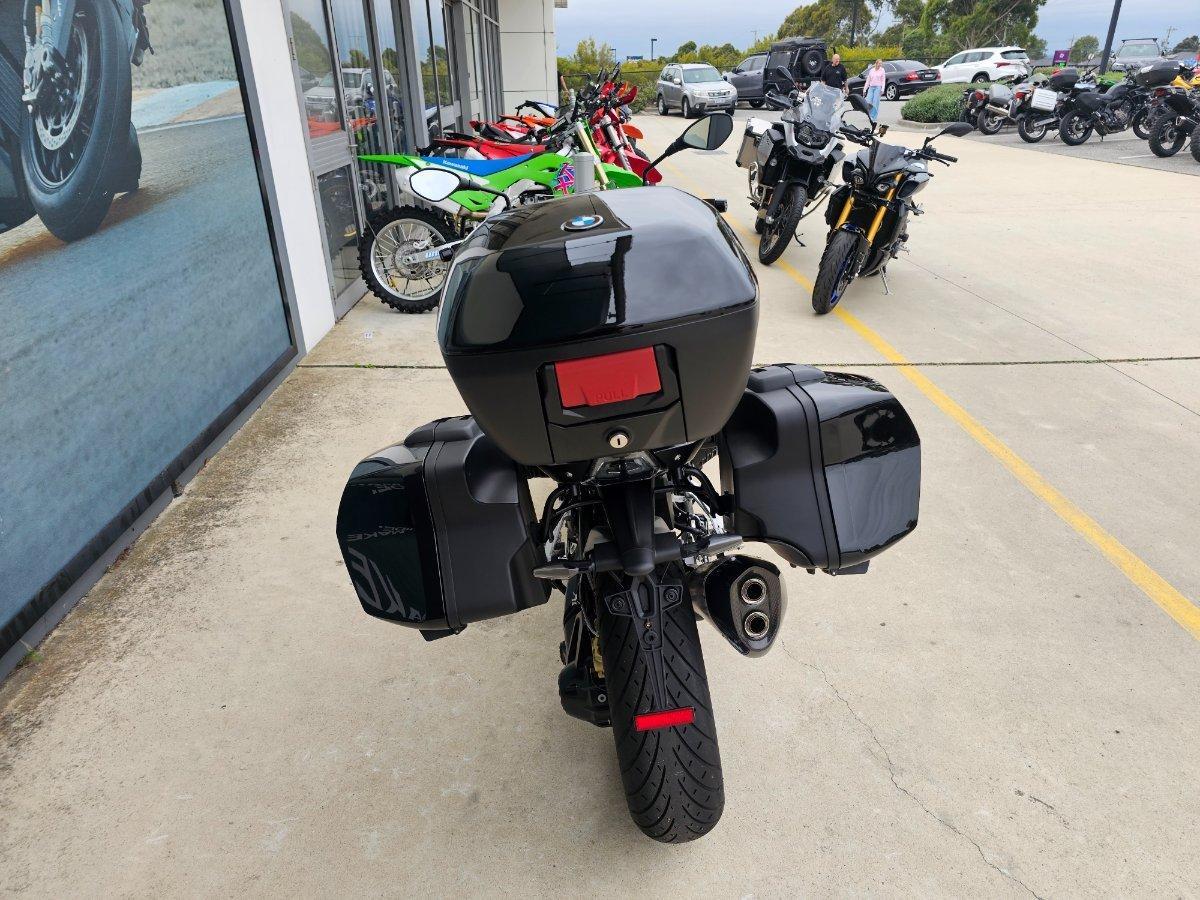 2024 BMW R 1250 R ROAD
