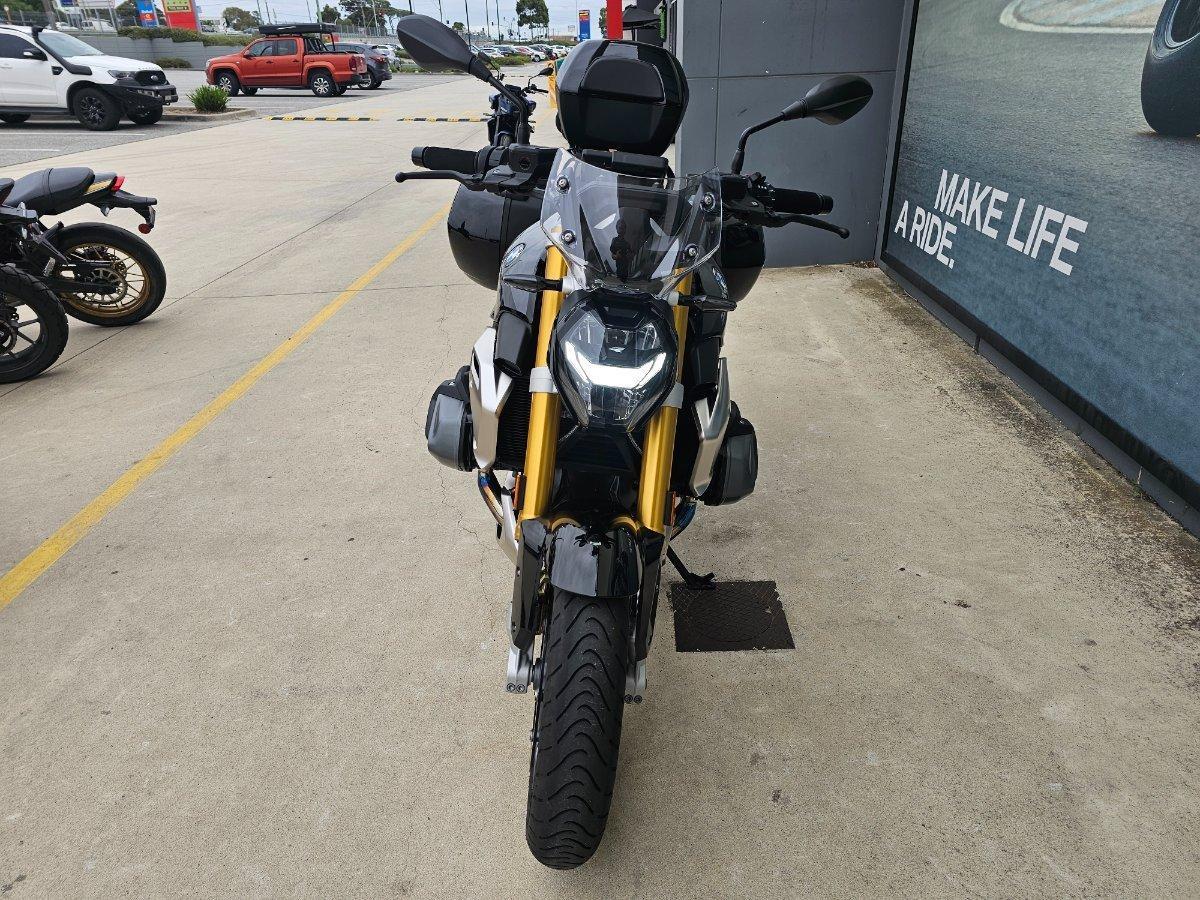 2024 BMW R 1250 R ROAD