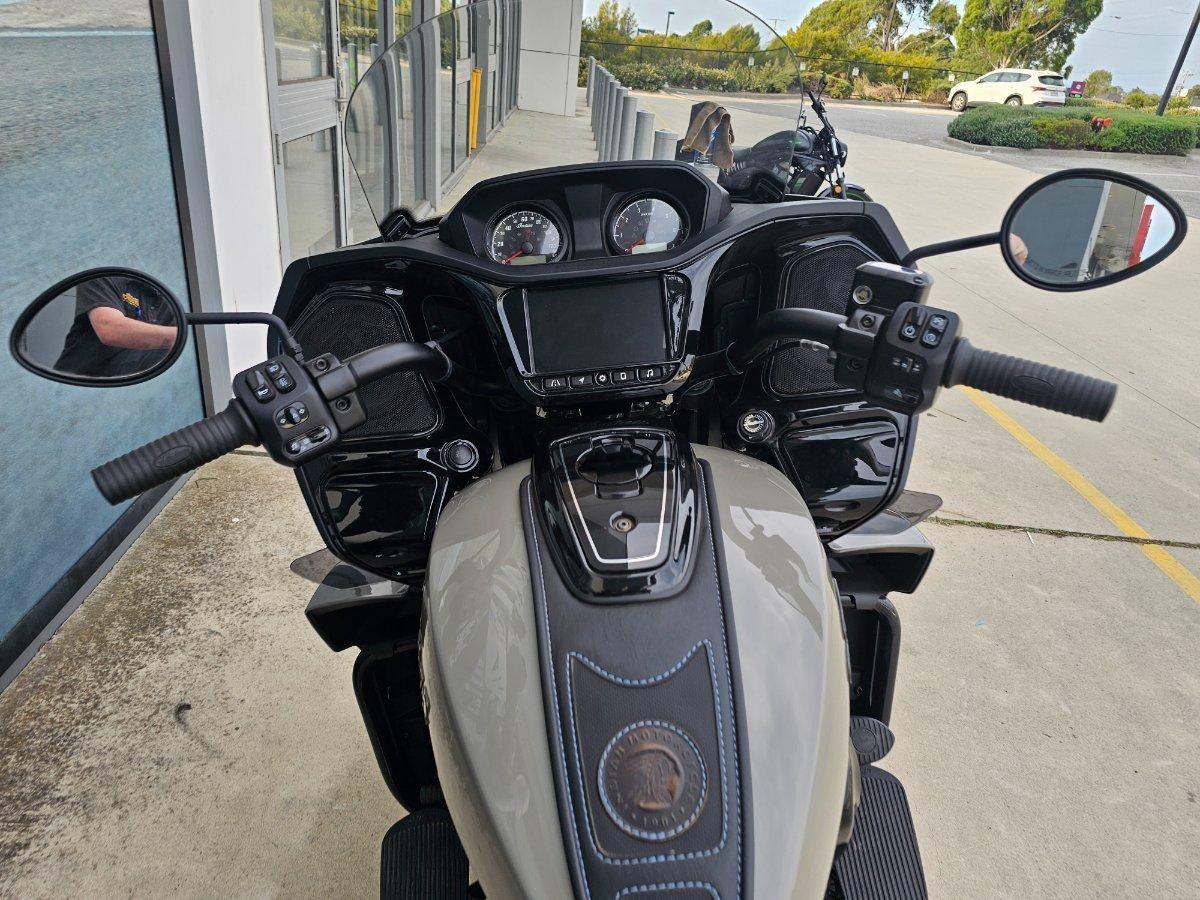 2022 INDIAN PURSUIT DARK HORSE PREMIUM ROAD