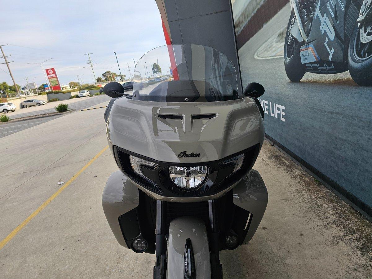 2022 INDIAN PURSUIT DARK HORSE PREMIUM ROAD
