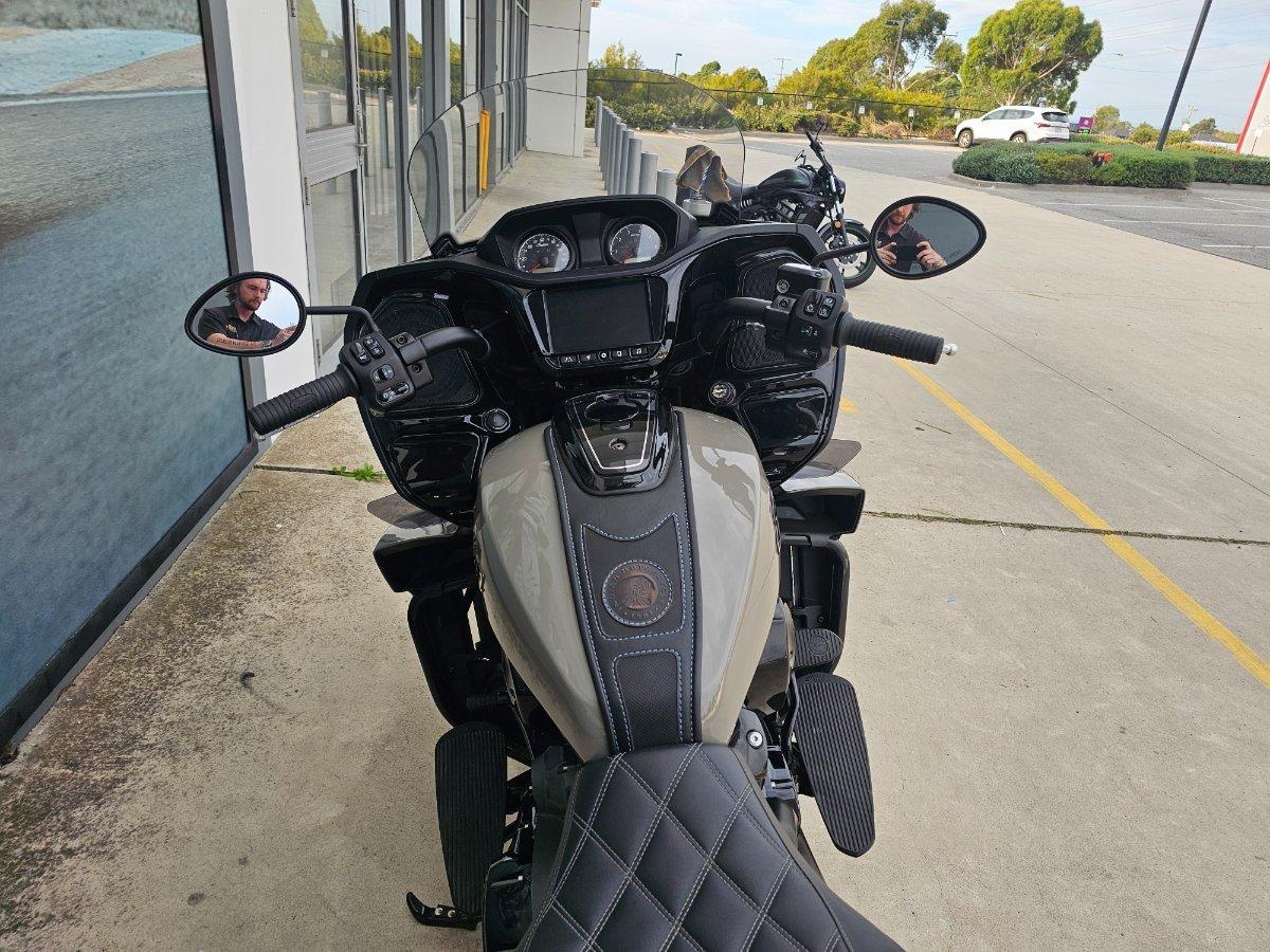 2022 INDIAN PURSUIT DARK HORSE PREMIUM ROAD