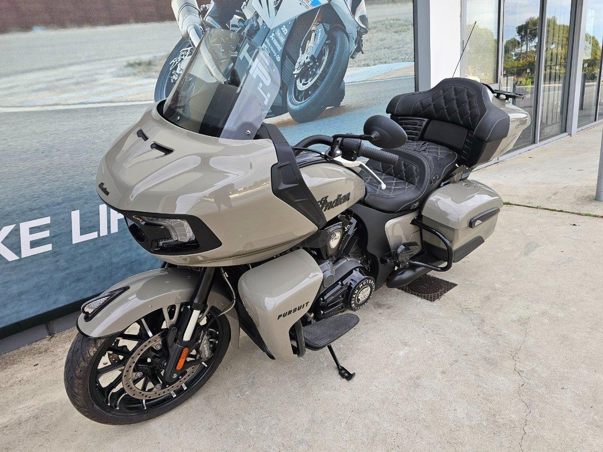 2022 INDIAN PURSUIT DARK HORSE PREMIUM ROAD