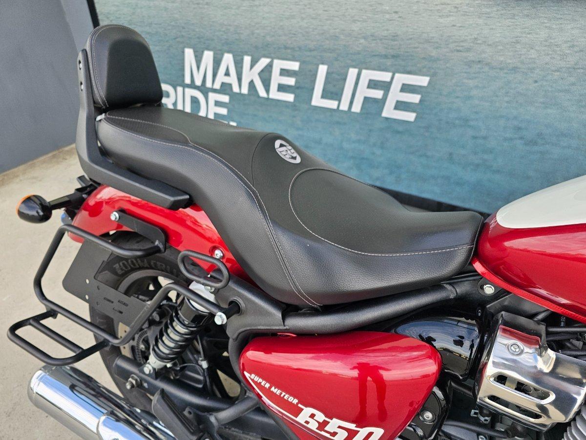 2023 ROYAL ENFIELD SUPER METEOR 650 ROAD