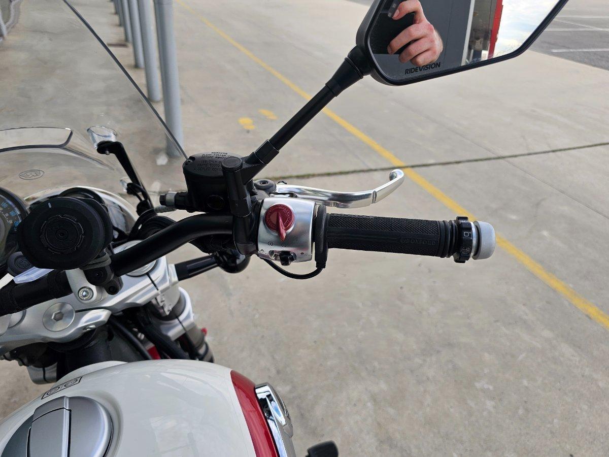 2023 ROYAL ENFIELD SUPER METEOR 650 ROAD