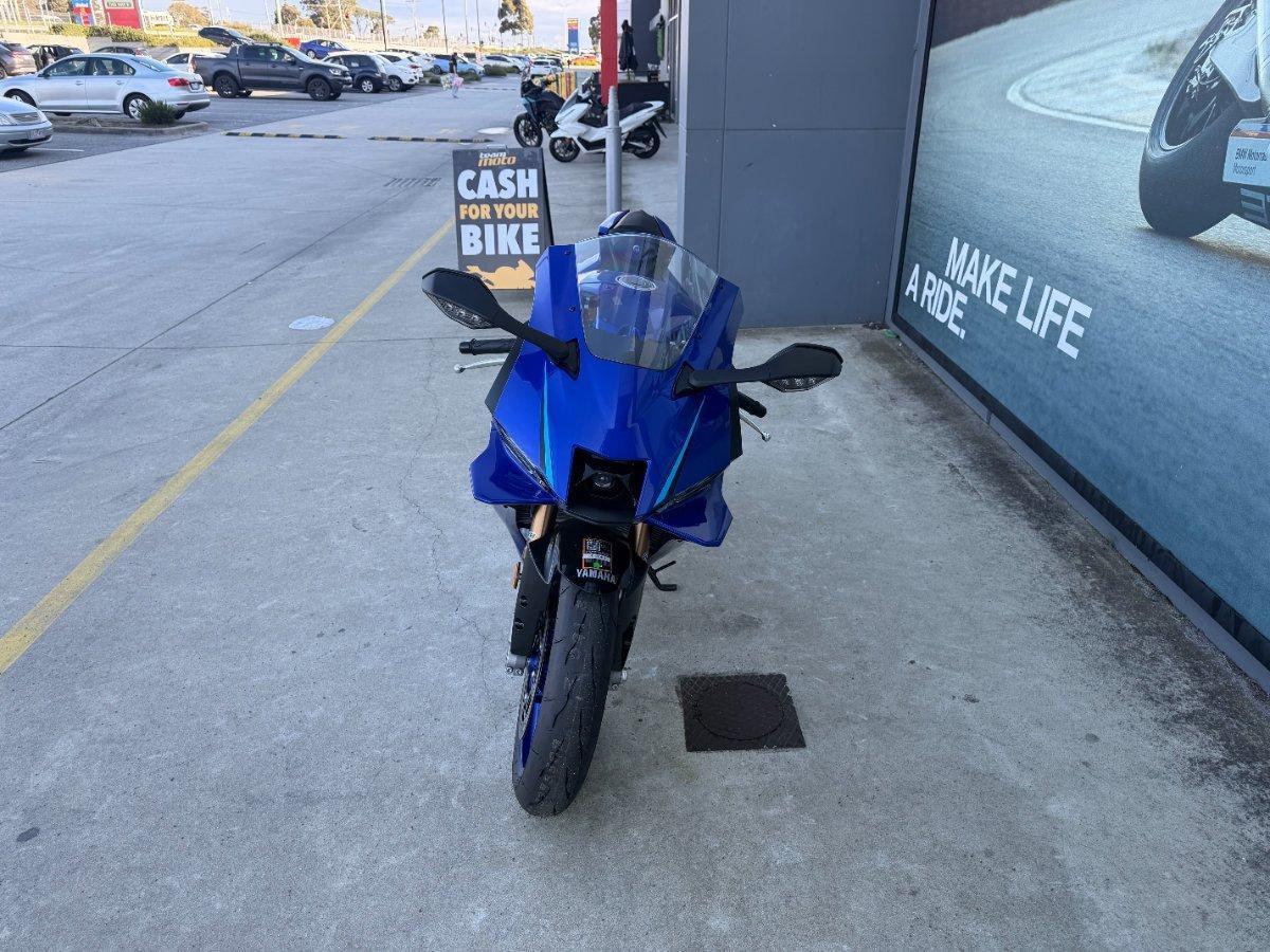 2026 YAMAHA YZF-R9 70TH ANNIVERSARY SPORTS