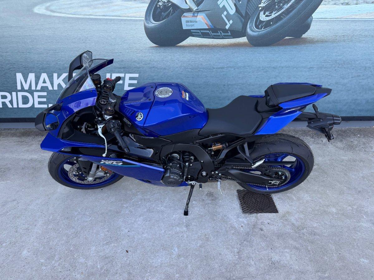 2026 YAMAHA YZF-R9 70TH ANNIVERSARY SPORTS