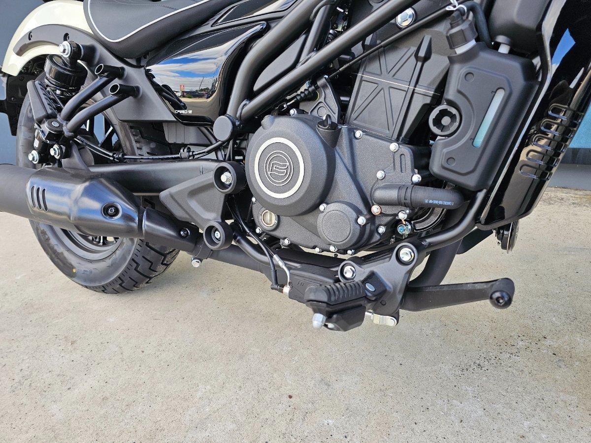 2025 CF MOTO 250 CL-C CRUISER