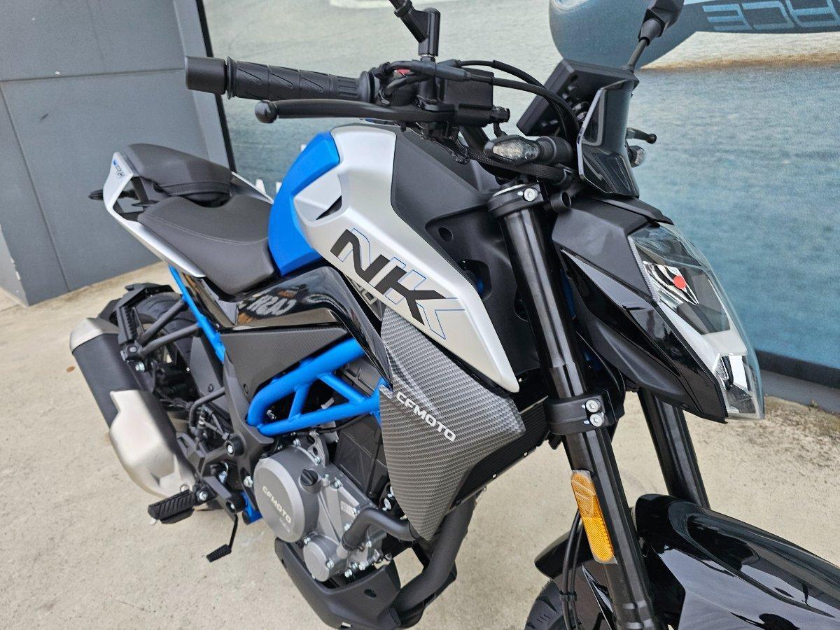 2025 CF MOTO 300 NK ROAD
