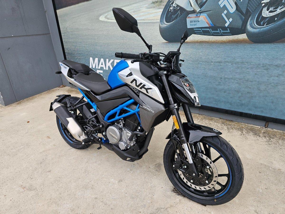 2025 CF MOTO 300 NK ROAD