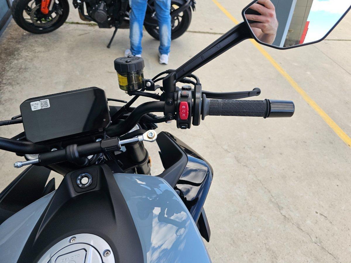 2025 CF MOTO 675 NK ROAD