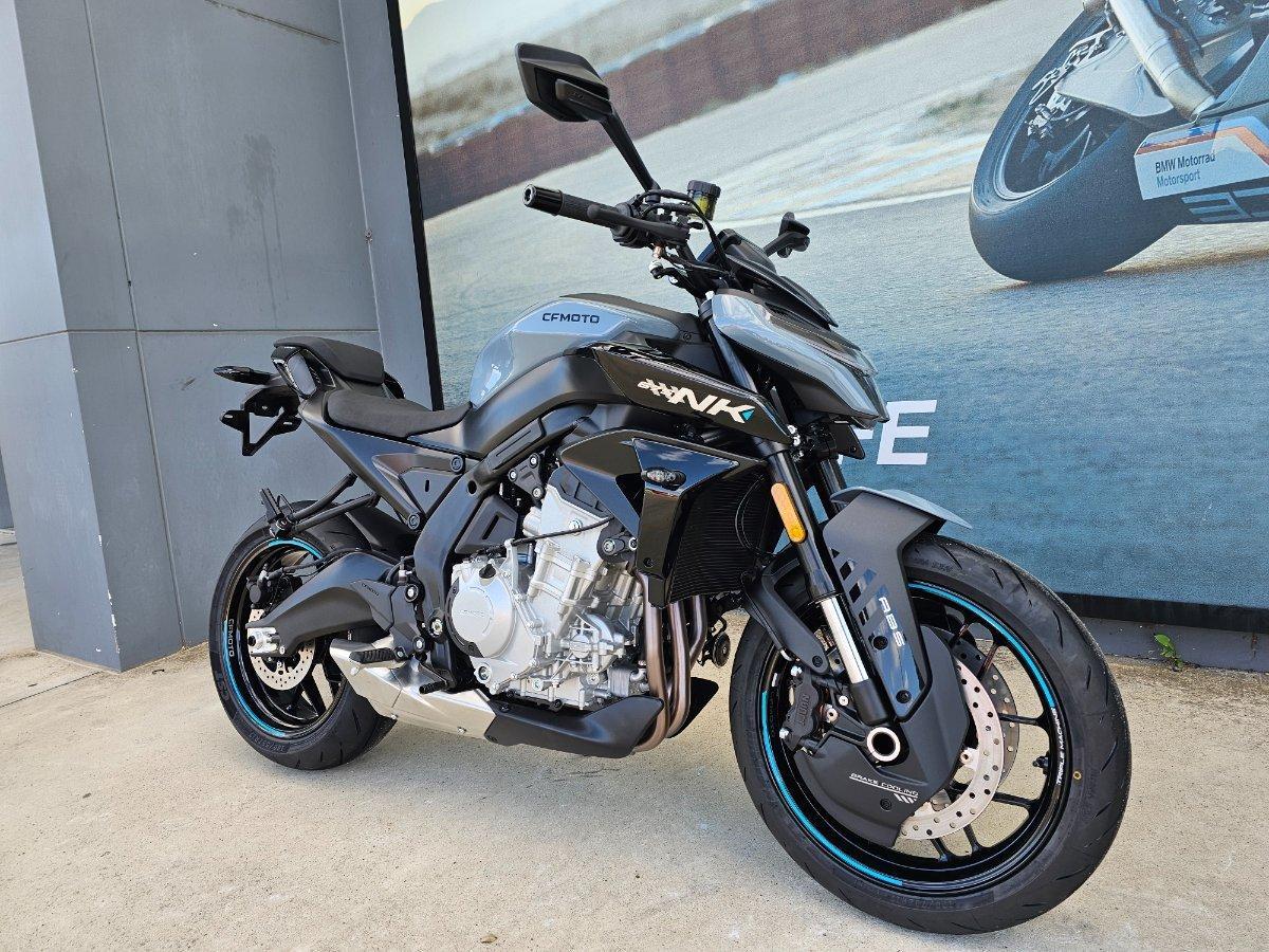 2025 CF MOTO 675 NK ROAD