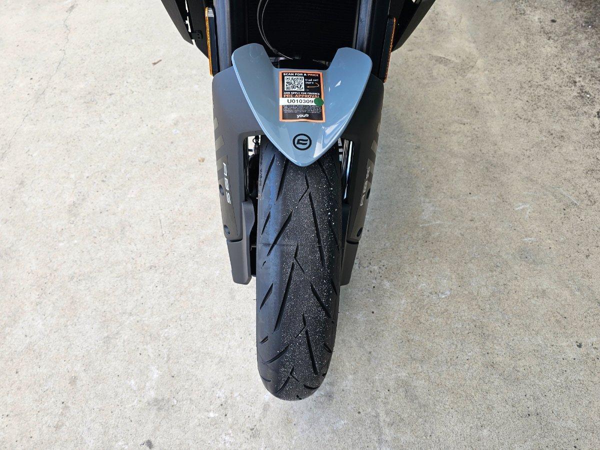 2025 CF MOTO 675 NK ROAD
