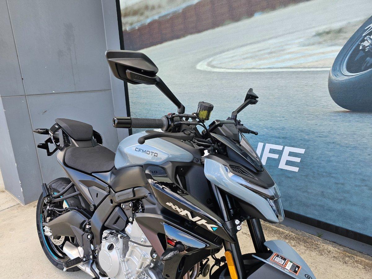 2025 CF MOTO 675 NK ROAD