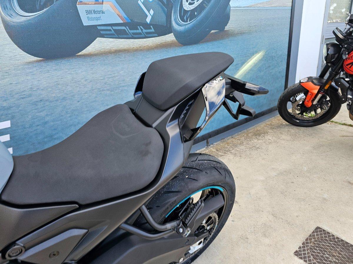 2025 CF MOTO 675 NK ROAD