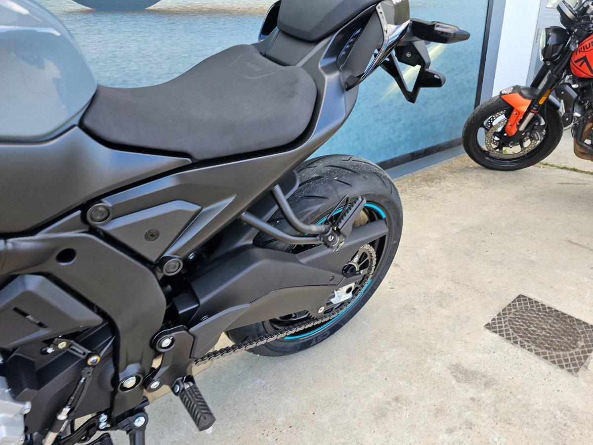 2025 CF MOTO 675 NK ROAD