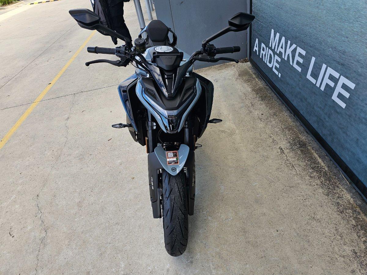 2025 CF MOTO 675 NK ROAD