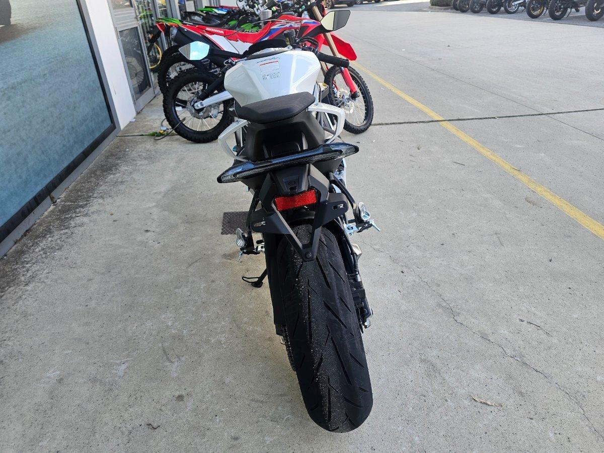 2026 CF MOTO 675 SR-R SPORTS