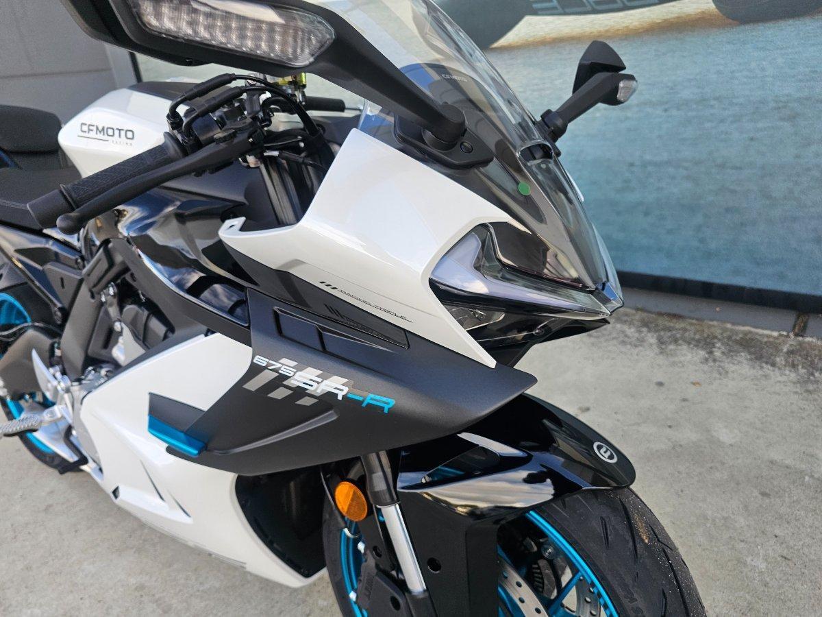 2026 CF MOTO 675 SR-R SPORTS
