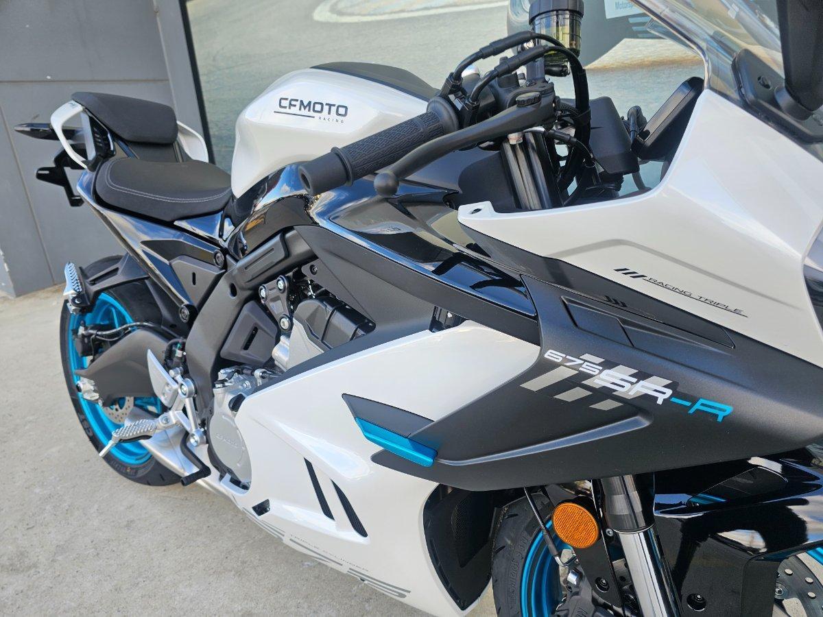 2026 CF MOTO 675 SR-R SPORTS