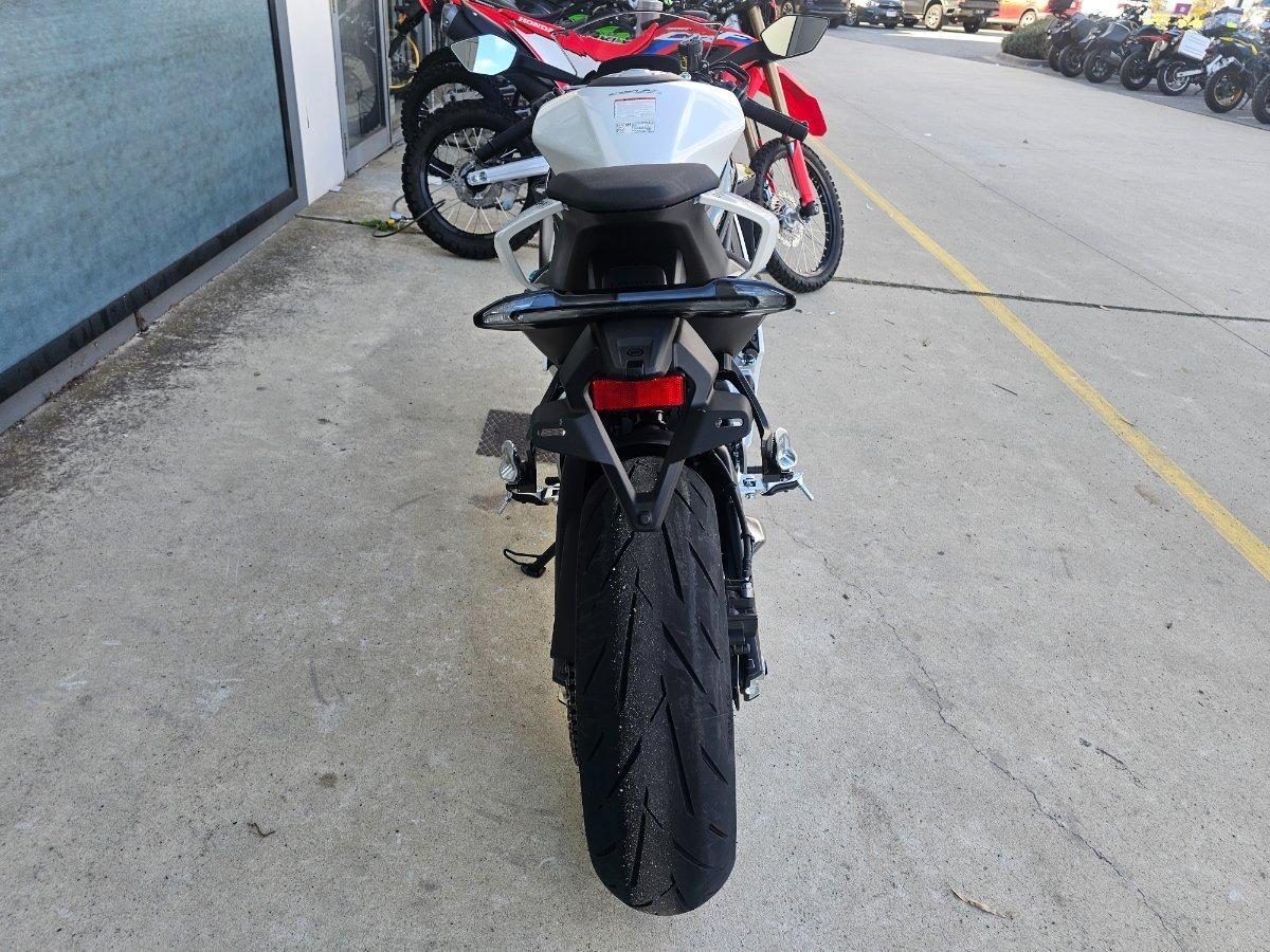 2026 CF MOTO 675 SR-R SPORTS