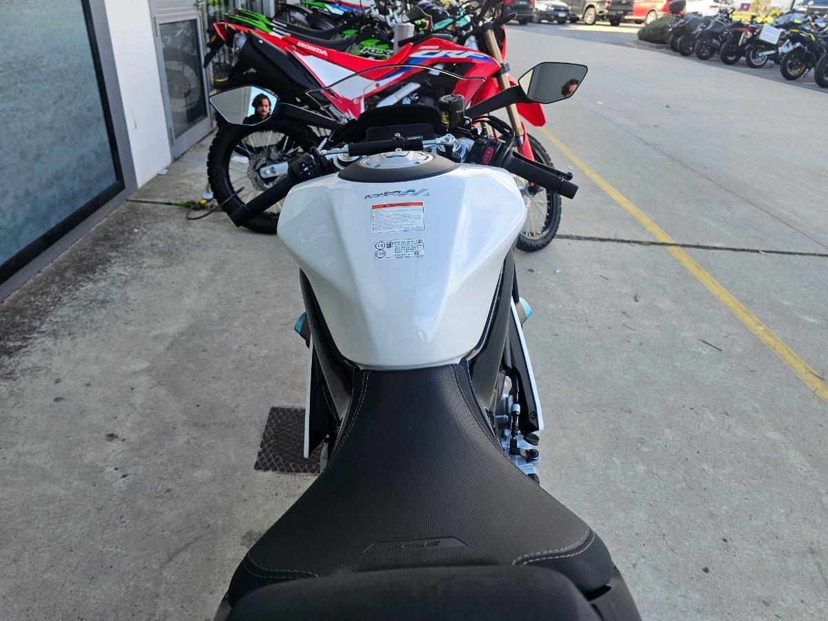2026 CF MOTO 675 SR-R SPORTS