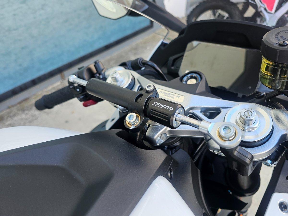 2026 CF MOTO 675 SR-R SPORTS