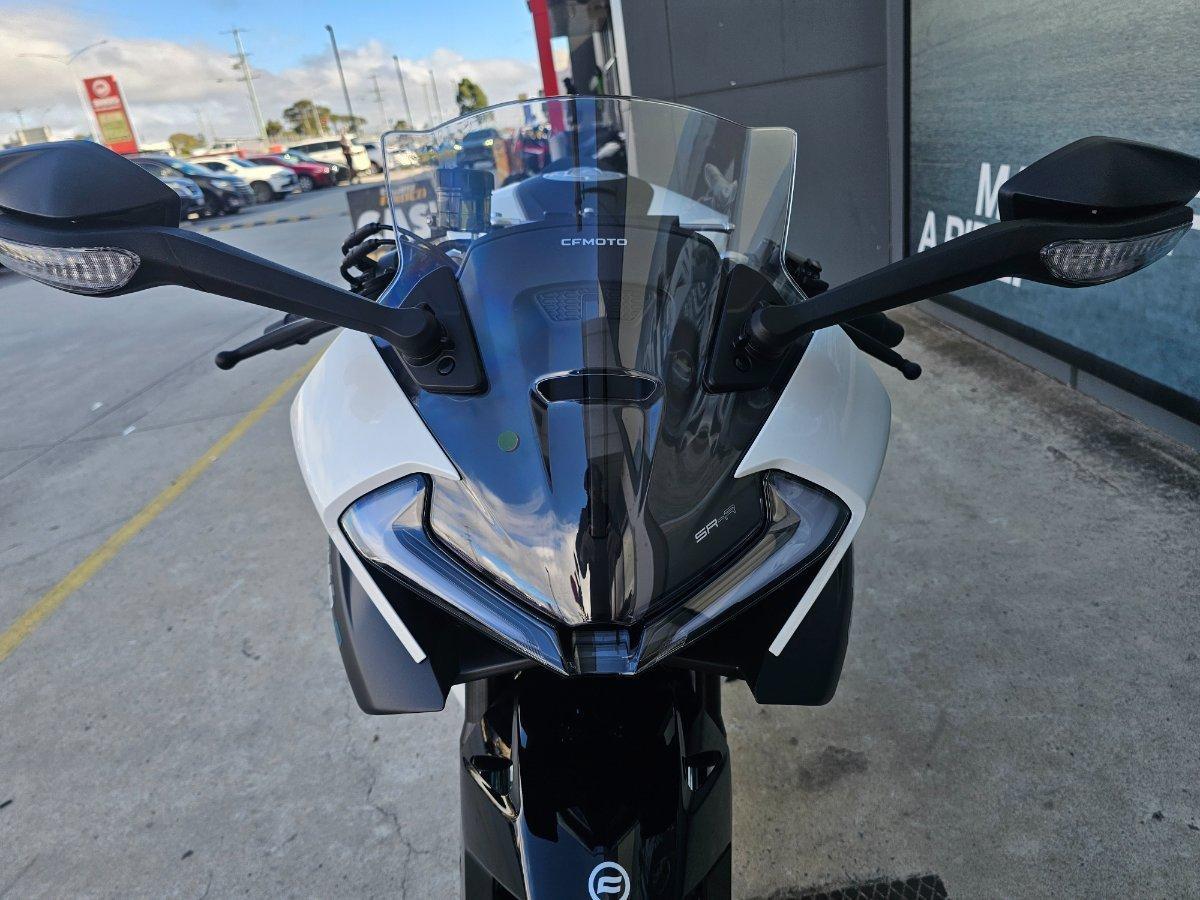 2026 CF MOTO 675 SR-R SPORTS