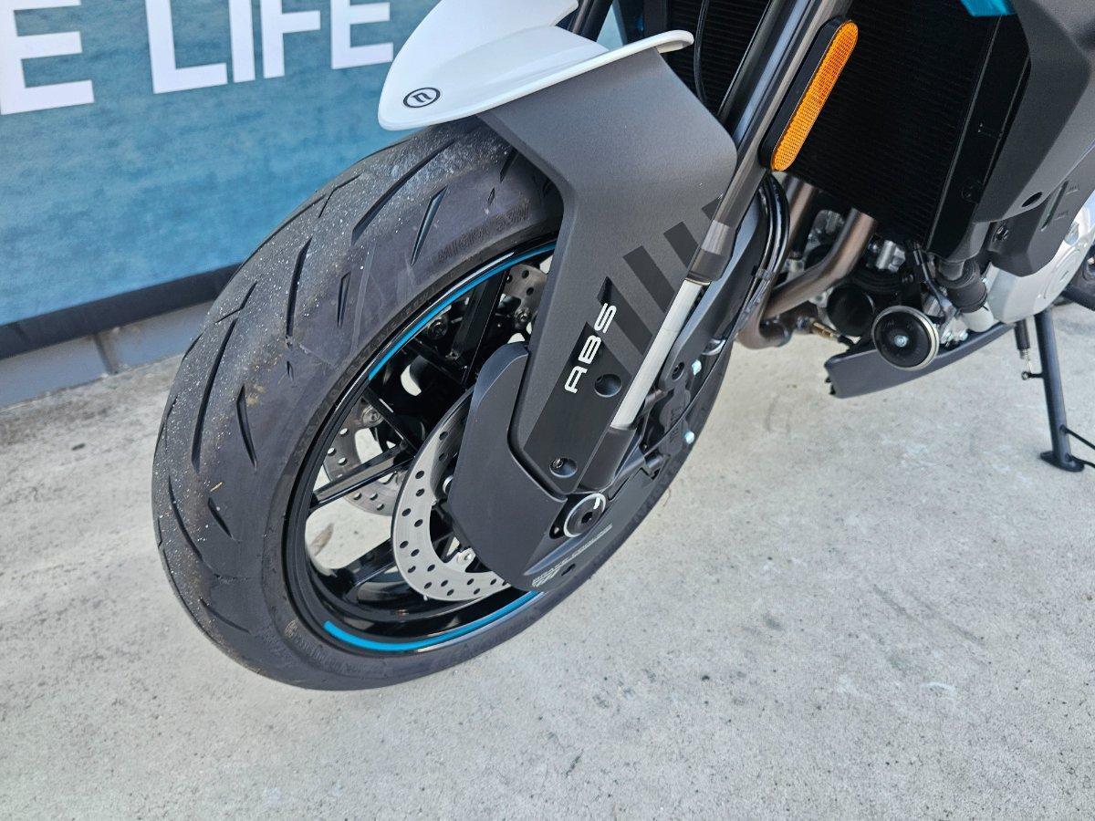 2025 CF MOTO 675NK ABS ROAD