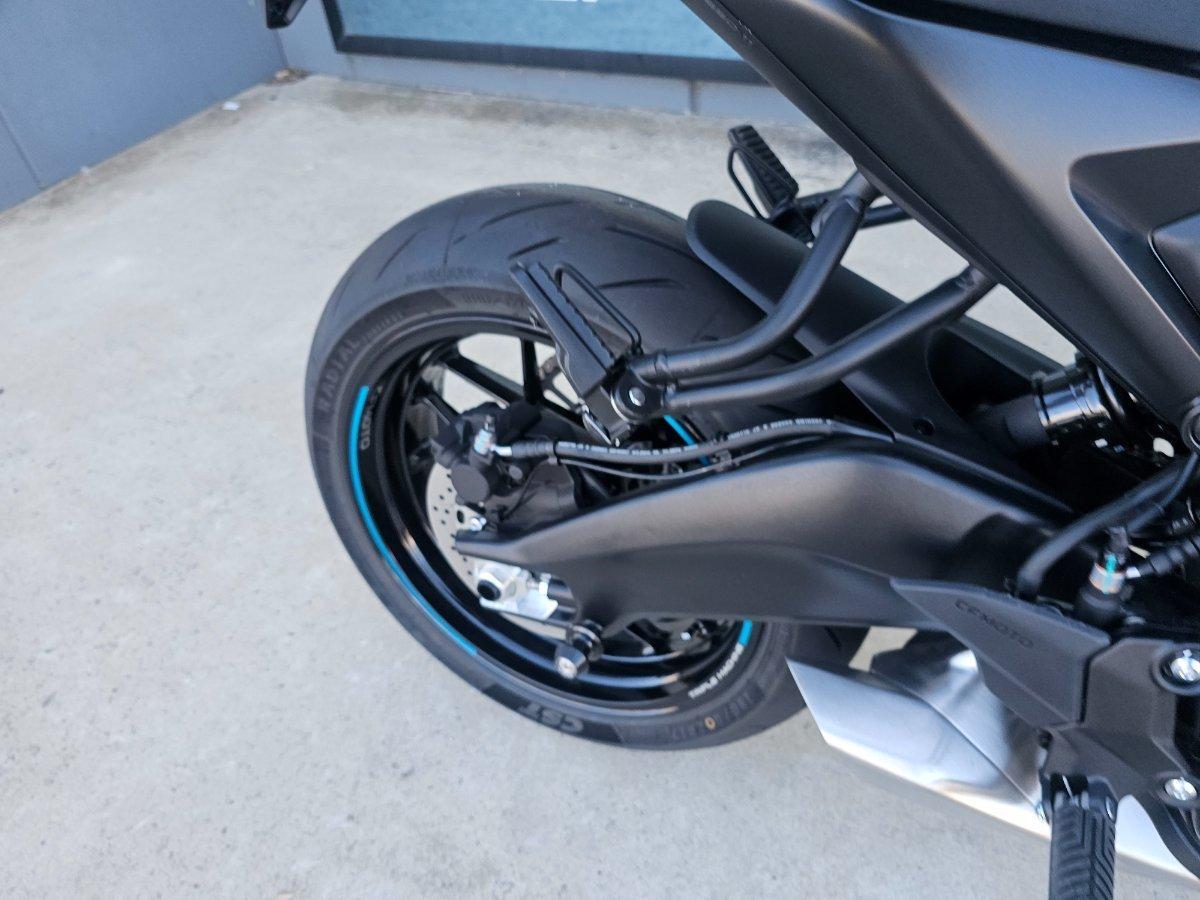 2025 CF MOTO 675NK ABS ROAD