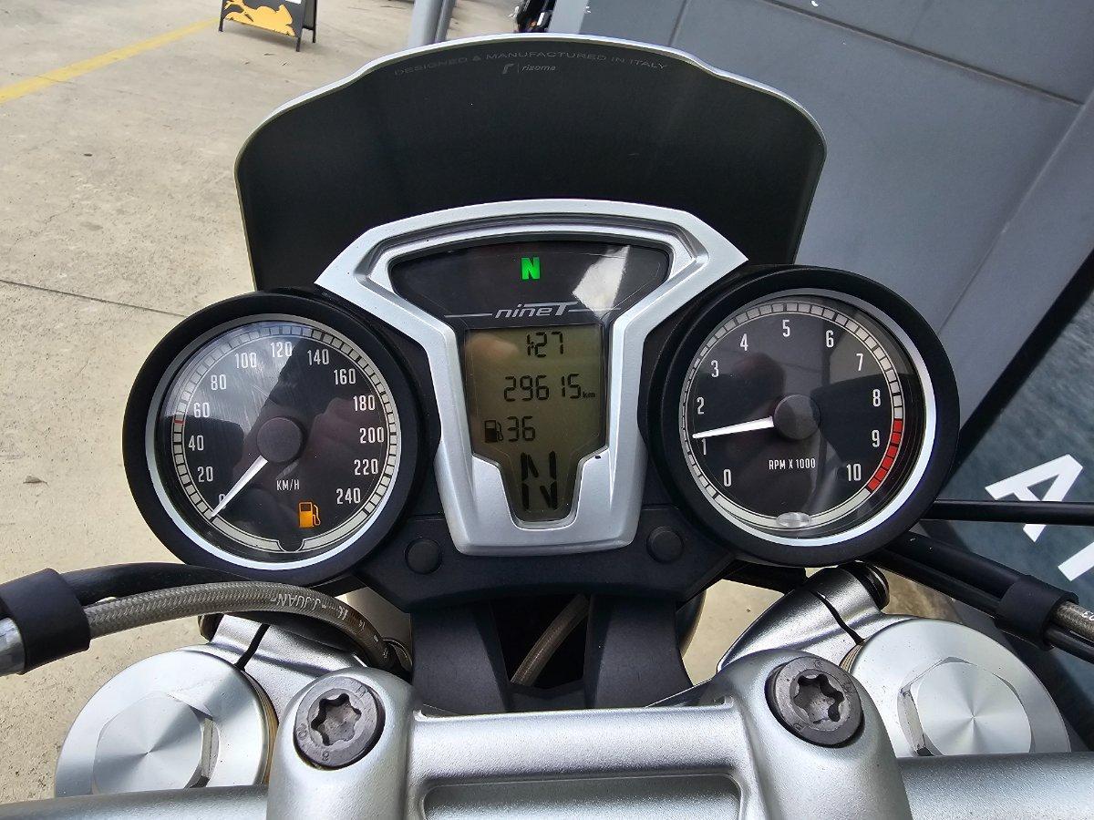 2015 BMW R NINE T SPORTS