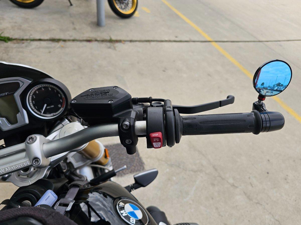 2015 BMW R NINE T SPORTS