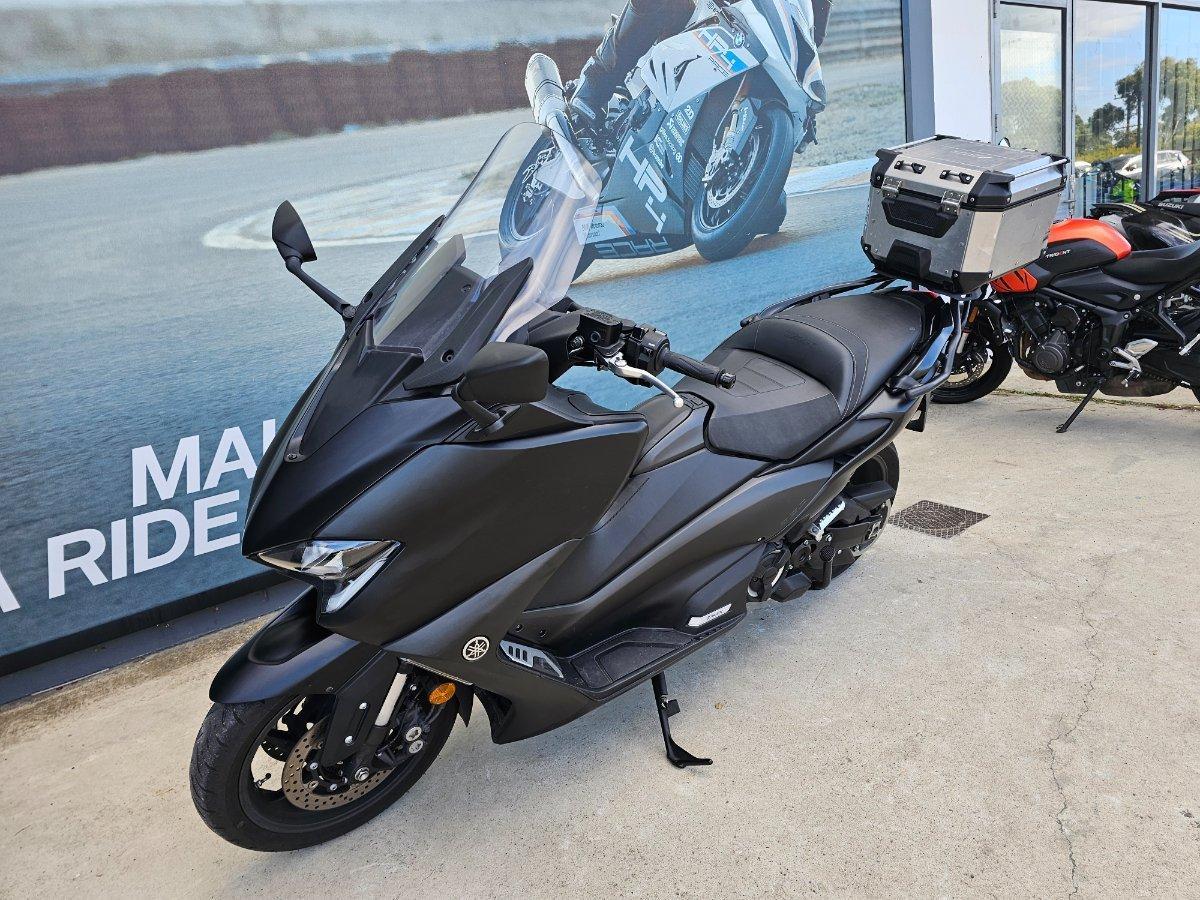 2021 YAMAHA TMAX 560 (ABS) SCOOTER