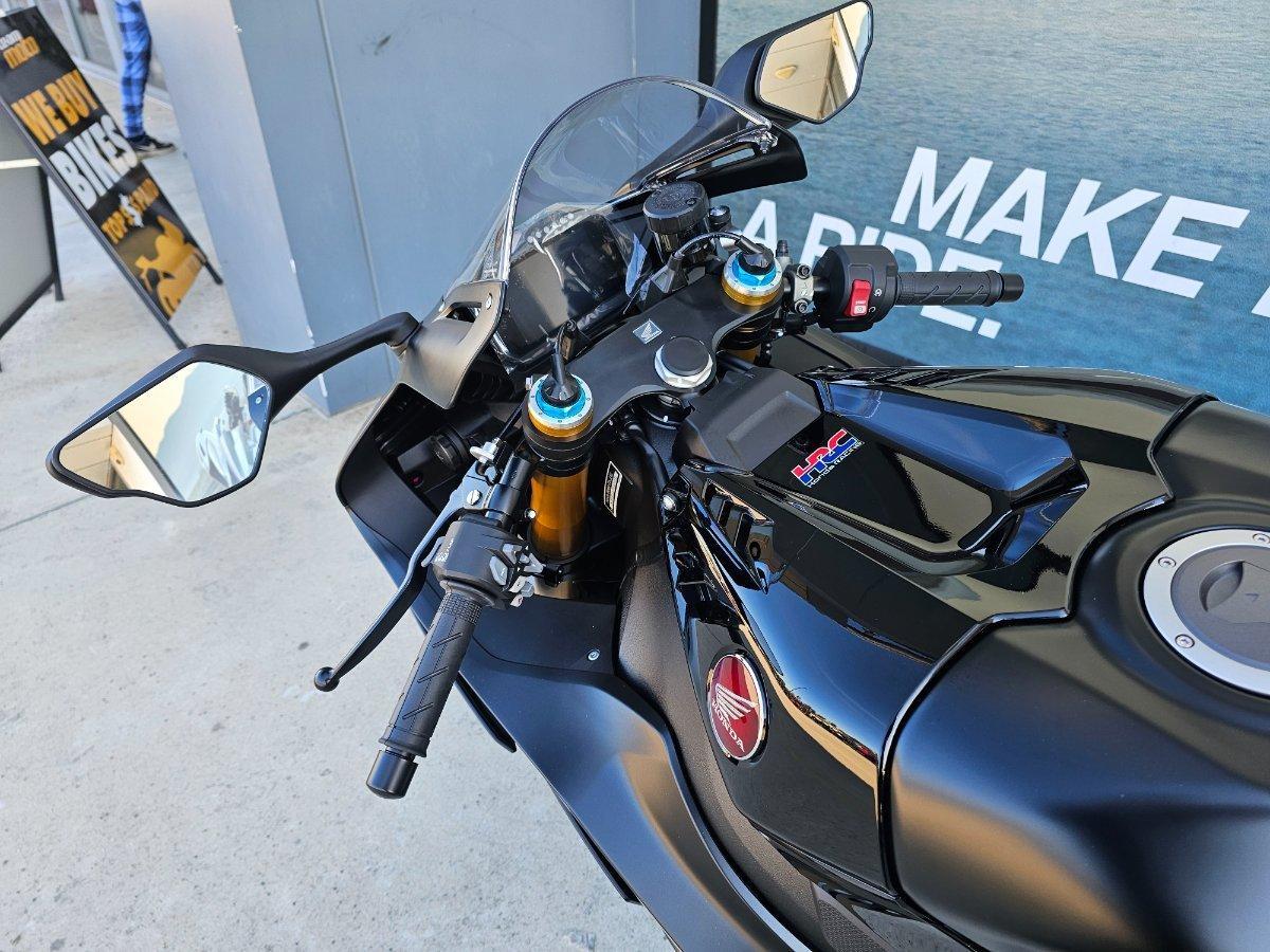 2026 HONDA CBR1000RR-R SP (FIREBLADE) ABS ROAD