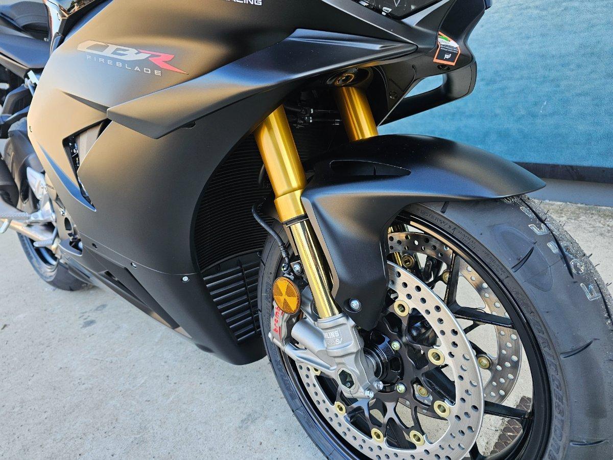 2026 HONDA CBR1000RR-R SP (FIREBLADE) ABS ROAD