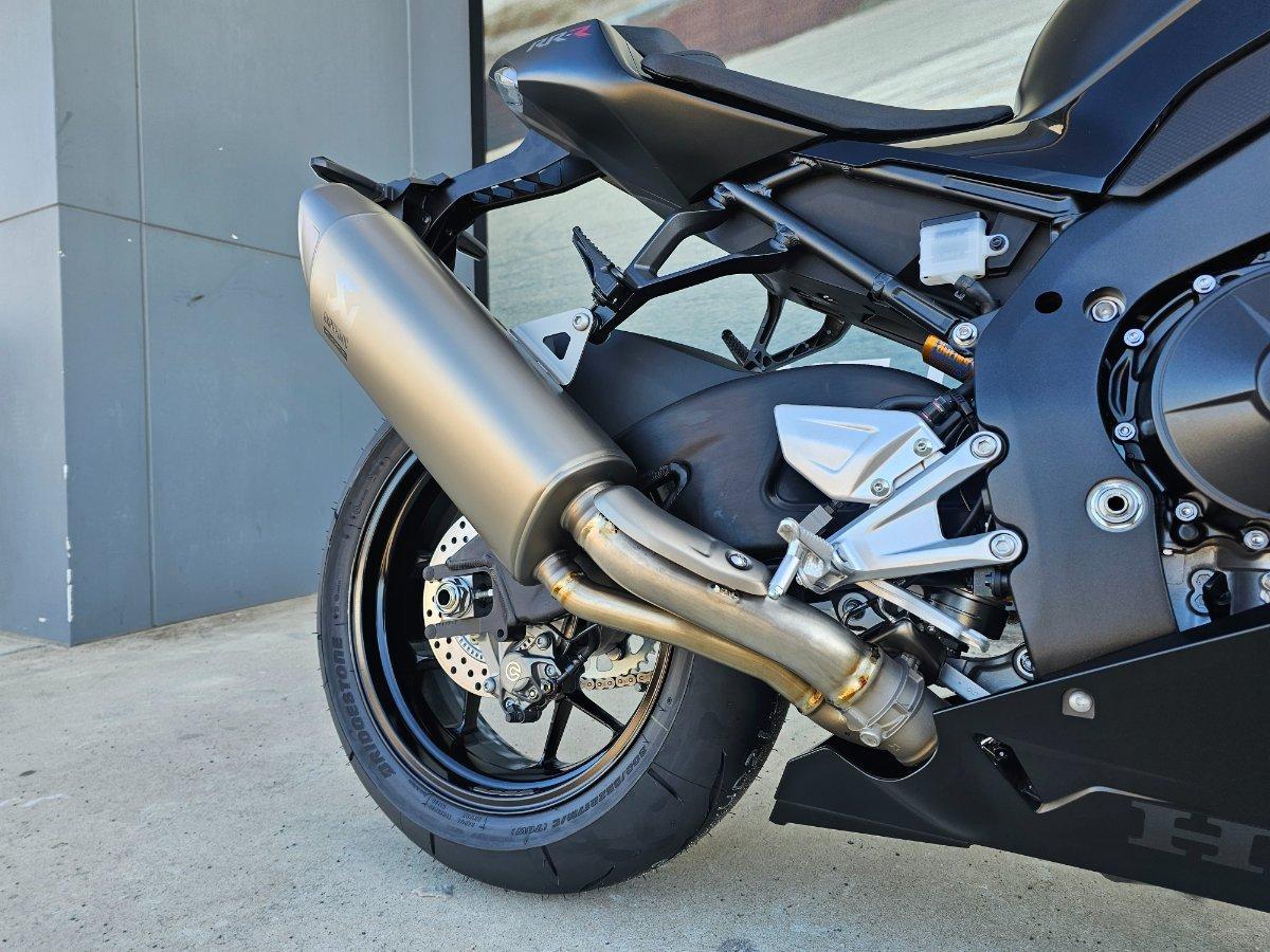 2026 HONDA CBR1000RR-R SP (FIREBLADE) ABS ROAD