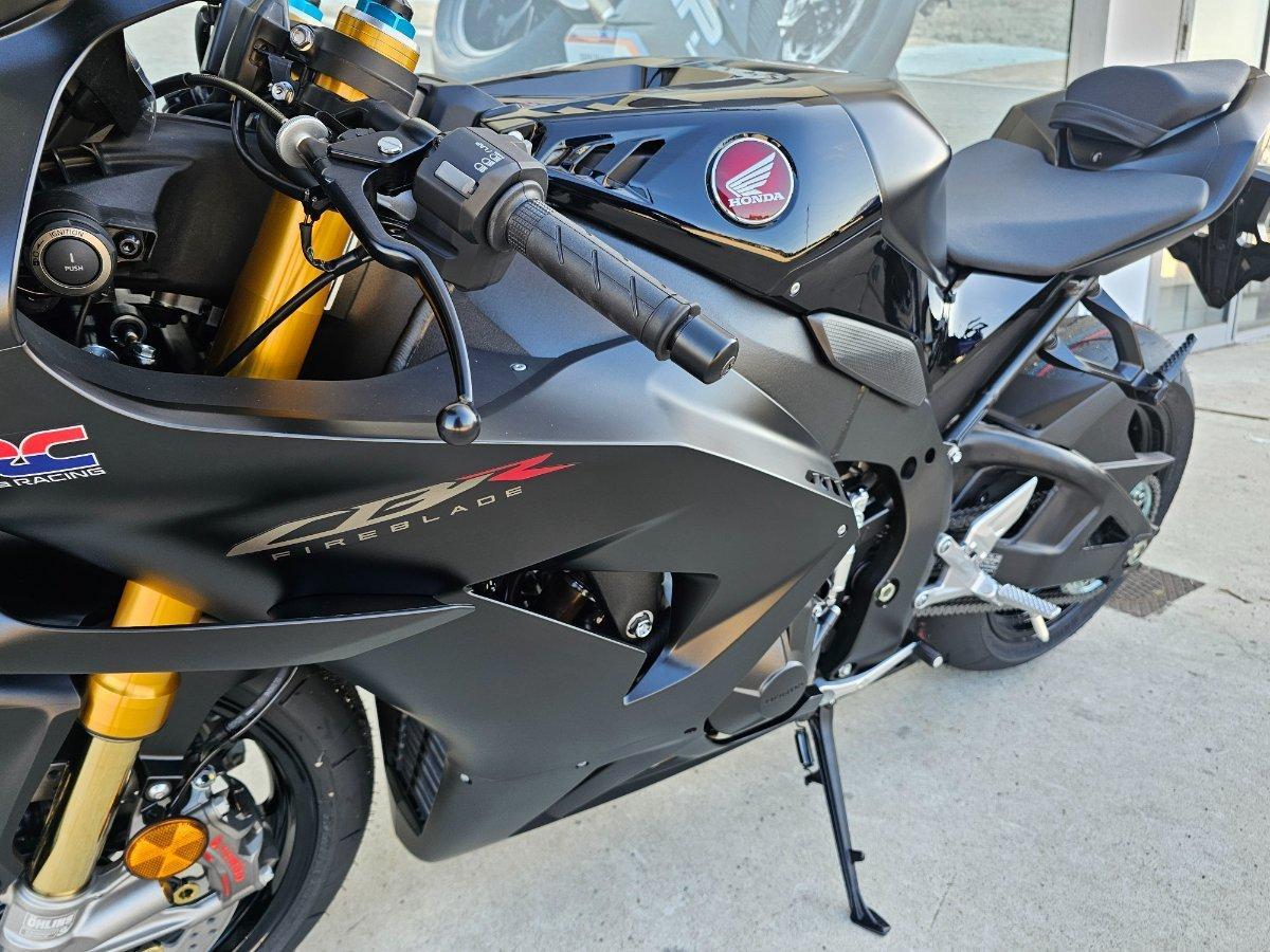 2026 HONDA CBR1000RR-R SP (FIREBLADE) ABS ROAD