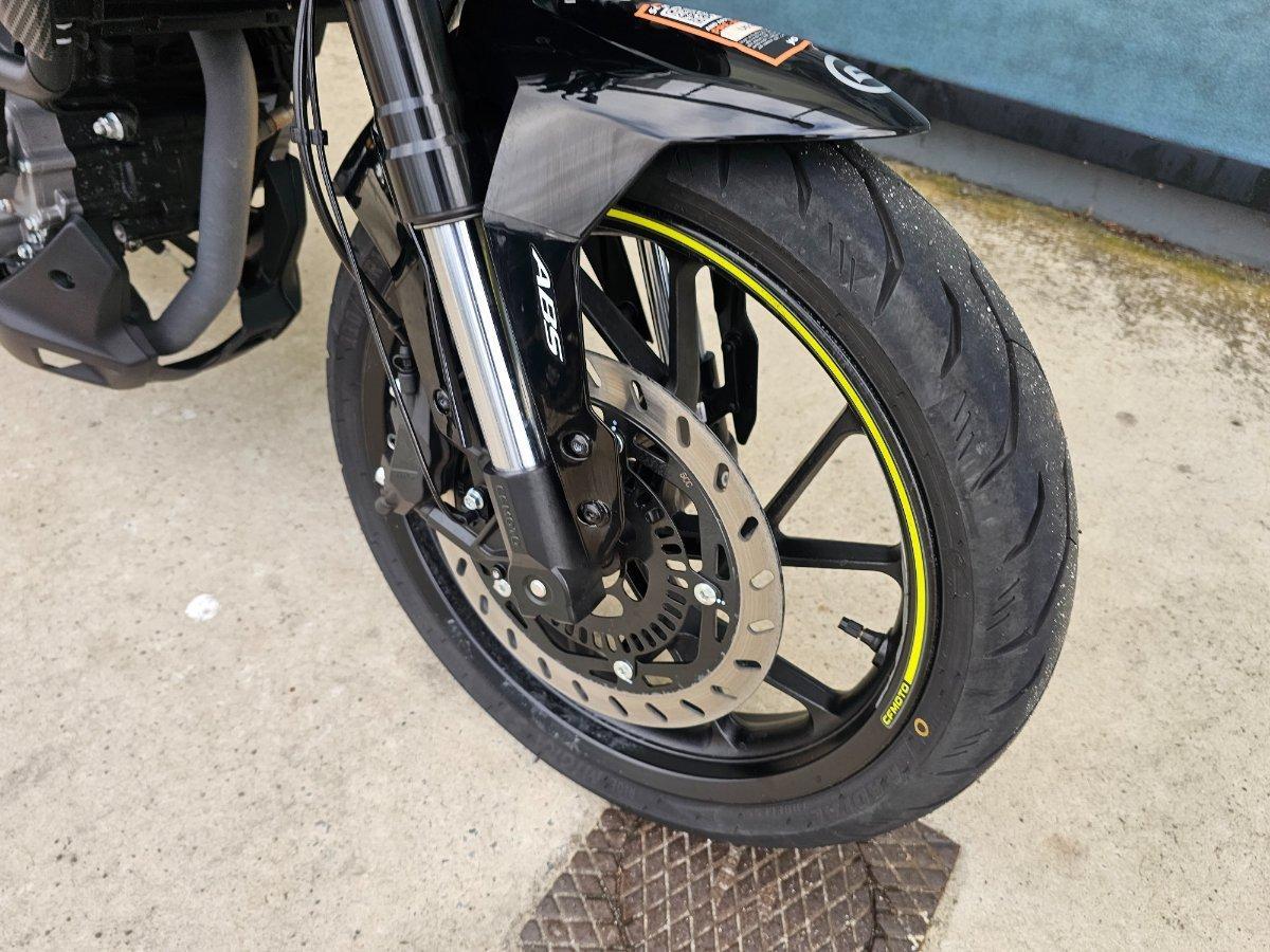 2025 CF MOTO 300 NK ABS ROAD