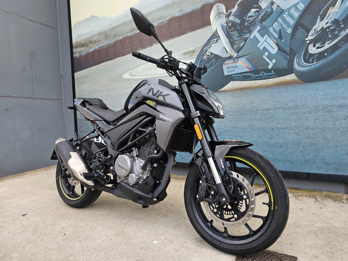 2025 CF MOTO 300 NK ABS ROAD