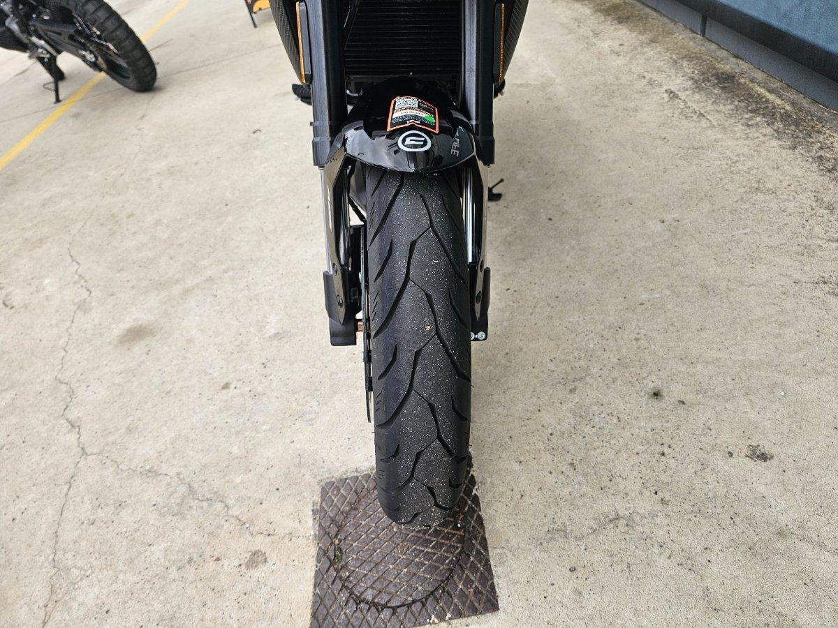 2025 CF MOTO 300 NK ABS ROAD