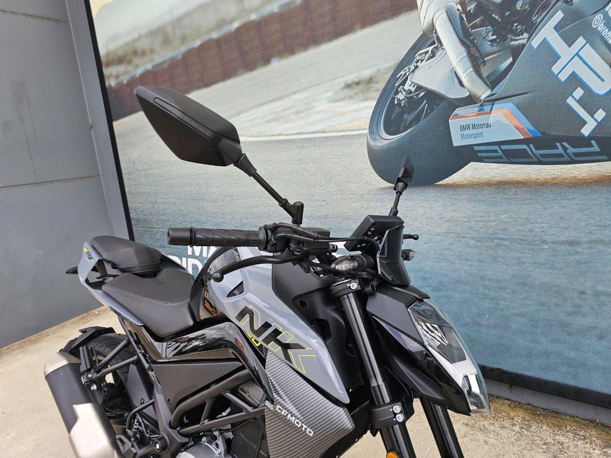 2025 CF MOTO 300 NK ABS ROAD