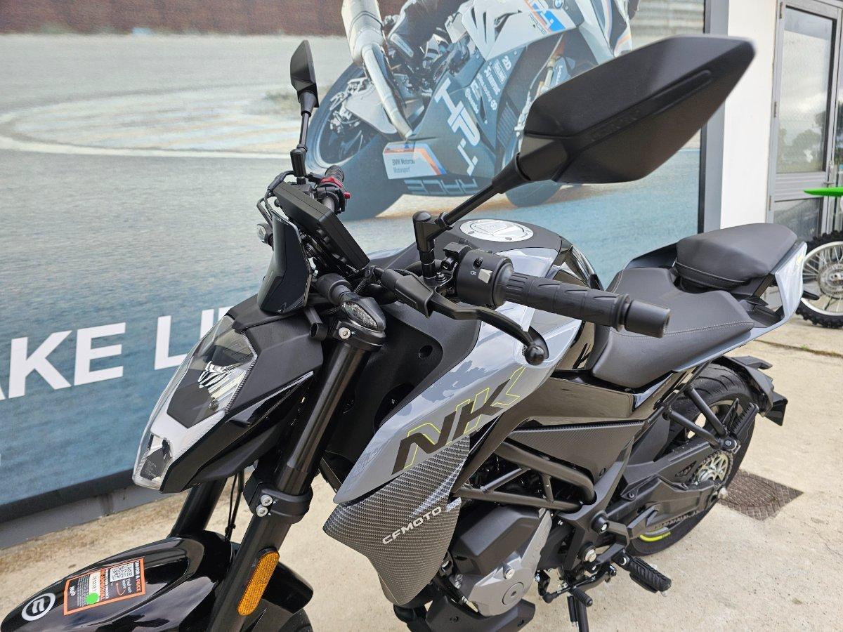 2025 CF MOTO 300 NK ABS ROAD