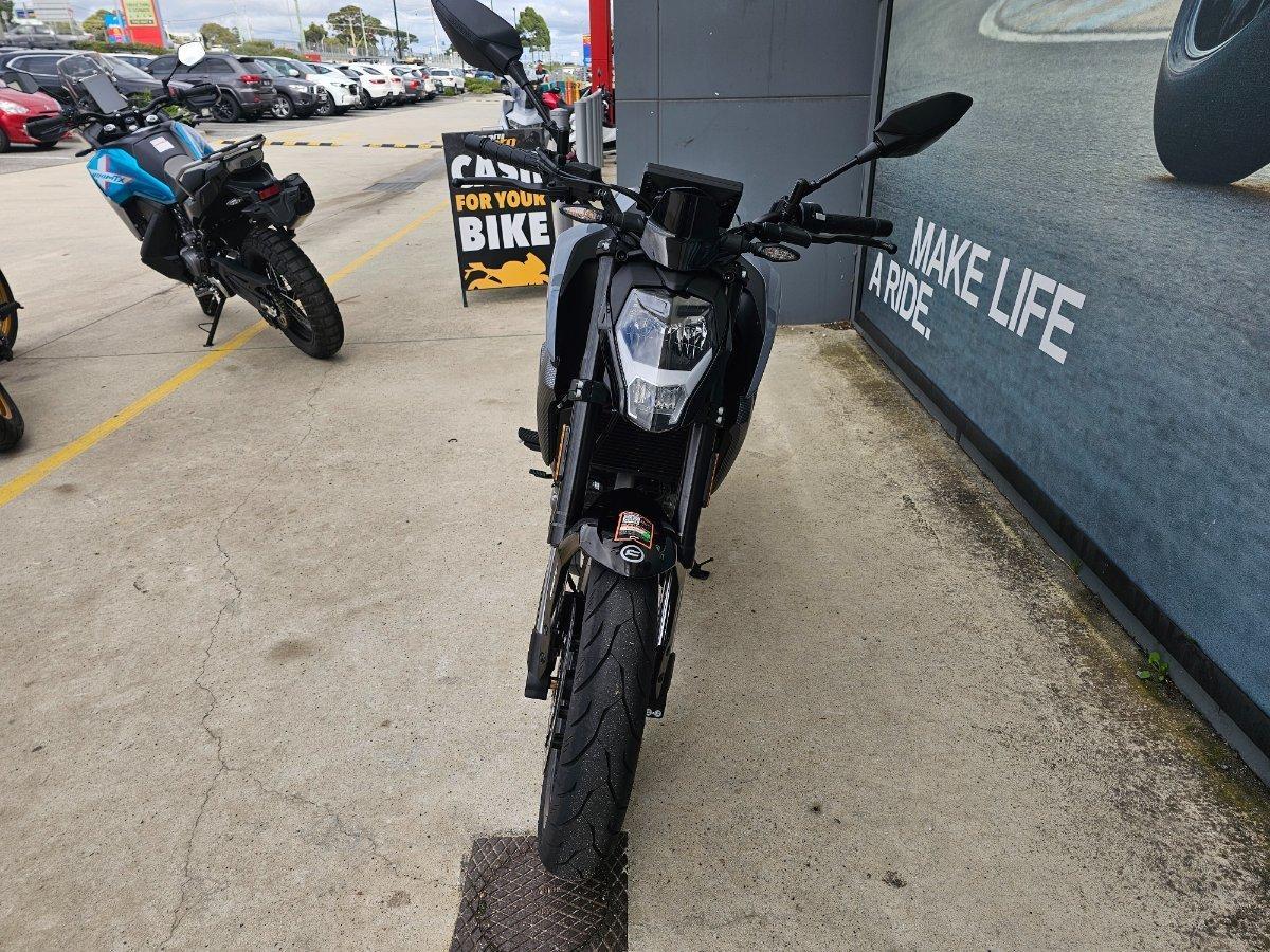 2025 CF MOTO 300 NK ABS ROAD