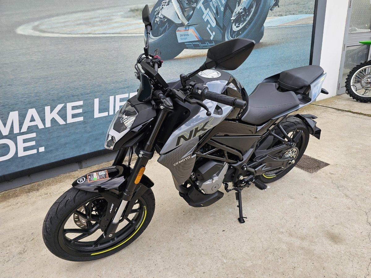 2025 CF MOTO 300 NK ABS ROAD