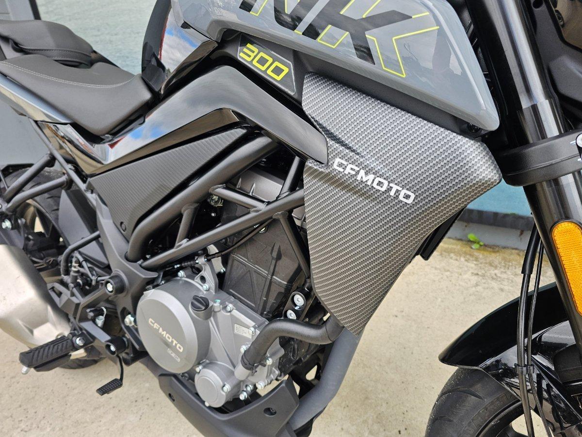 2025 CF MOTO 300 NK ABS ROAD