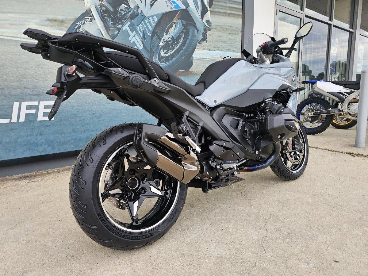 2026 BMW R 1300 RS OPTION 719 SPORTS